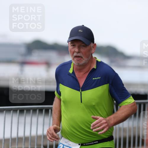 16.08.2026 - KN Förde Triathlon 2026 Antke Förster http://msf.ph/oto/9997643 16.08.2026 12:18:50 Laufen  meine-sportfotos.de