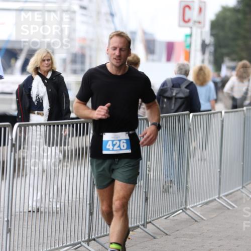 16.08.2026 - KN Förde Triathlon 2026 Antke Förster http://msf.ph/oto/9997679 16.08.2026 12:19:43 Laufen  meine-sportfotos.de