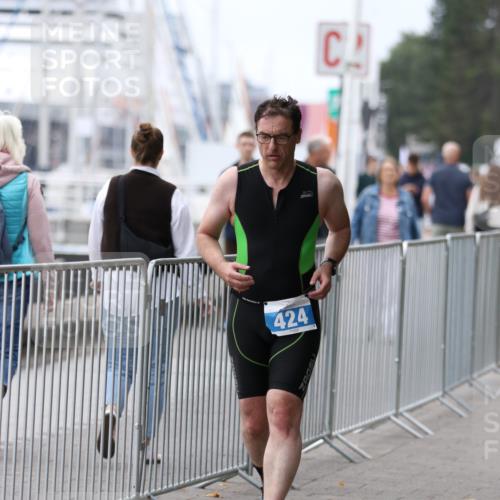 16.08.2026 - KN Förde Triathlon 2026 Antke Förster http://msf.ph/oto/9997737 16.08.2026 12:21:28 Laufen  meine-sportfotos.de