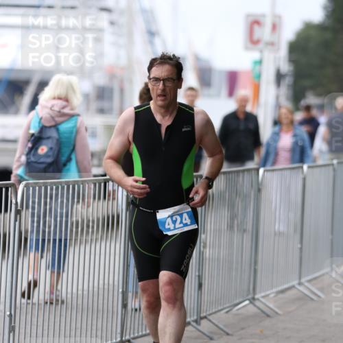 16.08.2026 - KN Förde Triathlon 2026 Antke Förster http://msf.ph/oto/9997738 16.08.2026 12:21:29 Laufen  meine-sportfotos.de