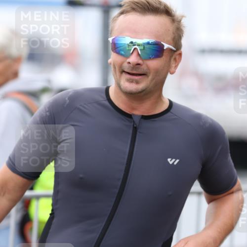16.08.2026 - KN Förde Triathlon 2026 Antke Förster http://msf.ph/oto/9997750 16.08.2026 12:21:51 Laufen  meine-sportfotos.de