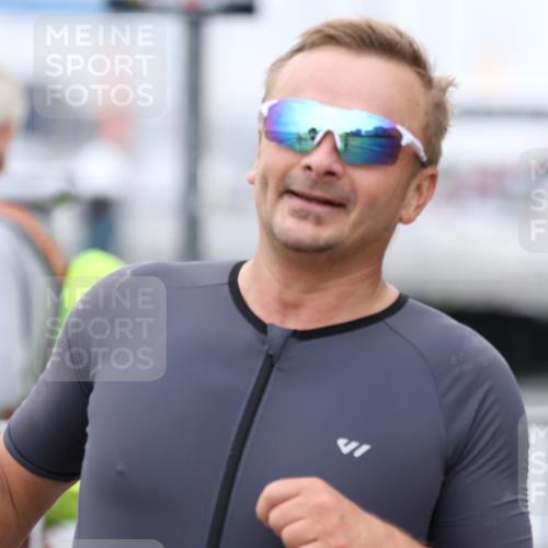 16.08.2026 - KN Förde Triathlon 2026 Antke Förster http://msf.ph/oto/9997751 16.08.2026 12:21:52 Laufen  meine-sportfotos.de