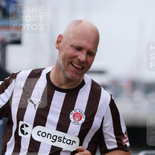 16.08.2026 - KN Förde Triathlon 2026 Antke Förster http://msf.ph/oto/9997757 16.08.2026 12:21:56 Laufen  meine-sportfotos.de