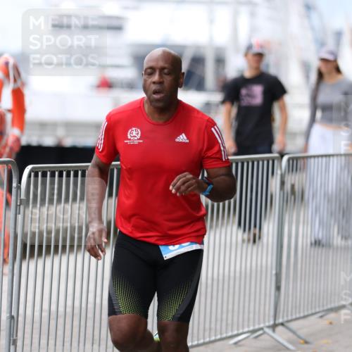 16.08.2026 - KN Förde Triathlon 2026 Antke Förster http://msf.ph/oto/9997822 16.08.2026 12:24:05 Laufen  meine-sportfotos.de