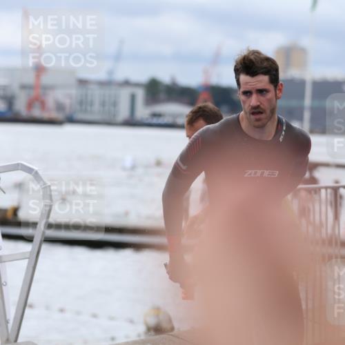 16.08.2026 - KN Förde Triathlon 2026 Antke Förster http://msf.ph/oto/9997835 16.08.2026 12:37:16 Schwimmen 503, 501, 502, 503, 510 meine-sportfotos.de