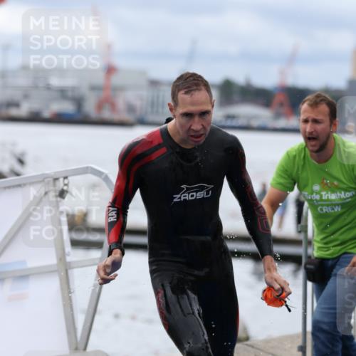16.08.2026 - KN Förde Triathlon 2026 Antke Förster http://msf.ph/oto/9997838 16.08.2026 12:37:29 Schwimmen 501, 502, 503, 362, 510 meine-sportfotos.de