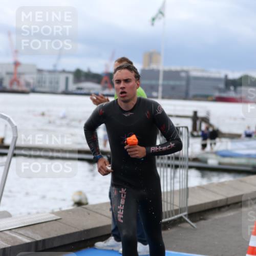 16.08.2026 - KN Förde Triathlon 2026 Antke Förster http://msf.ph/oto/9997880 16.08.2026 12:40:18 Schwimmen 508, 512, 518, 526, 531, 513 meine-sportfotos.de