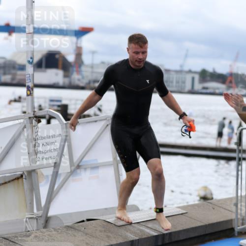 16.08.2026 - KN Förde Triathlon 2026 Antke Förster http://msf.ph/oto/9997882 16.08.2026 12:40:25 Schwimmen 508, 526, 531, 509, 513, 514, 522, 534 meine-sportfotos.de