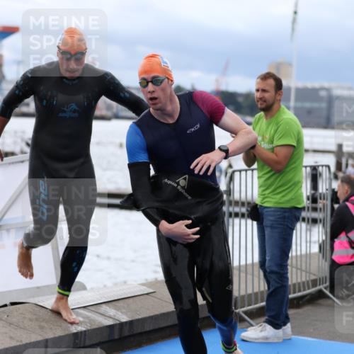 16.08.2026 - KN Förde Triathlon 2026 Antke Förster http://msf.ph/oto/9997898 16.08.2026 12:40:50 Schwimmen 509, 513, 514, 522, 534, 506, 507, 509, 519, 521, 522 meine-sportfotos.de