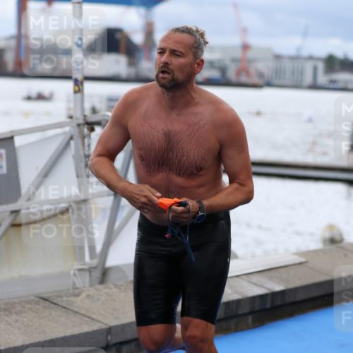 16.08.2026 - KN Förde Triathlon 2026 Antke Förster http://msf.ph/oto/9997920 16.08.2026 12:41:16 Schwimmen 506, 507, 519, 521, 520, 523, 527, 528, 540, 543 meine-sportfotos.de