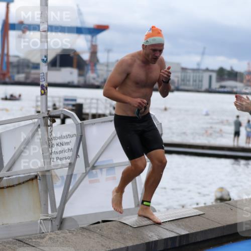 16.08.2026 - KN Förde Triathlon 2026 Antke Förster http://msf.ph/oto/9997928 16.08.2026 12:41:25 Schwimmen 506, 521, 523, 543, 511, 520, 527, 528, 540 meine-sportfotos.de