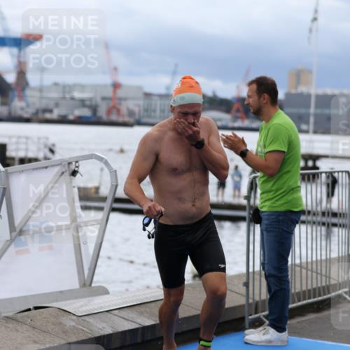 16.08.2026 - KN Förde Triathlon 2026 Antke Förster http://msf.ph/oto/9997930 16.08.2026 12:41:25 Schwimmen 506, 521, 523, 543, 511, 520, 527, 528, 540 meine-sportfotos.de