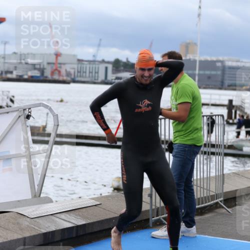 16.08.2026 - KN Förde Triathlon 2026 Antke Förster http://msf.ph/oto/9997941 16.08.2026 12:41:34 Schwimmen 506, 523, 528, 540, 543, 511, 520, 524, 527 meine-sportfotos.de