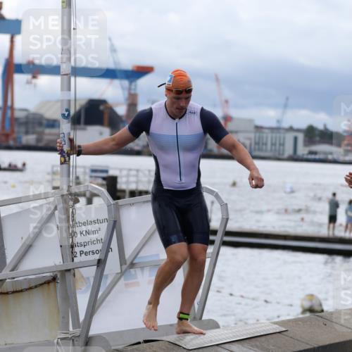 16.08.2026 - KN Förde Triathlon 2026 Antke Förster http://msf.ph/oto/9997946 16.08.2026 12:41:39 Schwimmen 506, 523, 527, 528, 540, 543, 511, 520, 524 meine-sportfotos.de