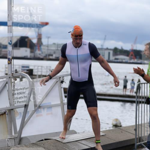16.08.2026 - KN Förde Triathlon 2026 Antke Förster http://msf.ph/oto/9997949 16.08.2026 12:41:39 Schwimmen 506, 523, 527, 528, 540, 543, 511, 520, 524 meine-sportfotos.de