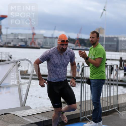 16.08.2026 - KN Förde Triathlon 2026 Antke Förster http://msf.ph/oto/9997967 16.08.2026 12:42:11 Schwimmen 511, 524, 533, 538, 542, 547, 590 meine-sportfotos.de