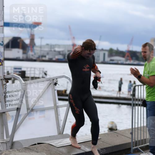 16.08.2026 - KN Förde Triathlon 2026 Antke Förster http://msf.ph/oto/9997982 16.08.2026 12:42:27 Schwimmen 533, 542, 547, 590, 530, 538, 547 meine-sportfotos.de