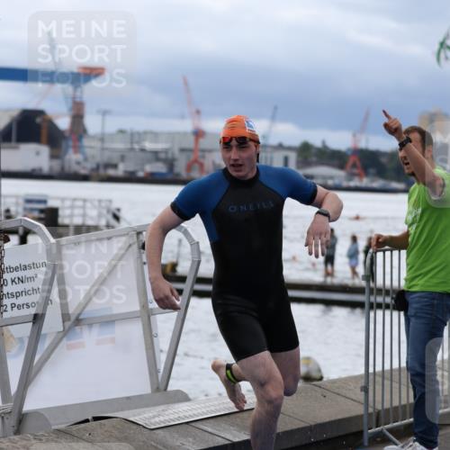 16.08.2026 - KN Förde Triathlon 2026 Antke Förster http://msf.ph/oto/9997987 16.08.2026 12:42:33 Schwimmen 533, 542, 547, 590, 530, 538 meine-sportfotos.de