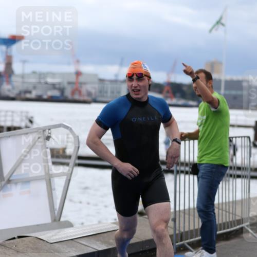 16.08.2026 - KN Förde Triathlon 2026 Antke Förster http://msf.ph/oto/9997989 16.08.2026 12:42:34 Schwimmen 533, 538, 542, 547, 590, 530, 538 meine-sportfotos.de