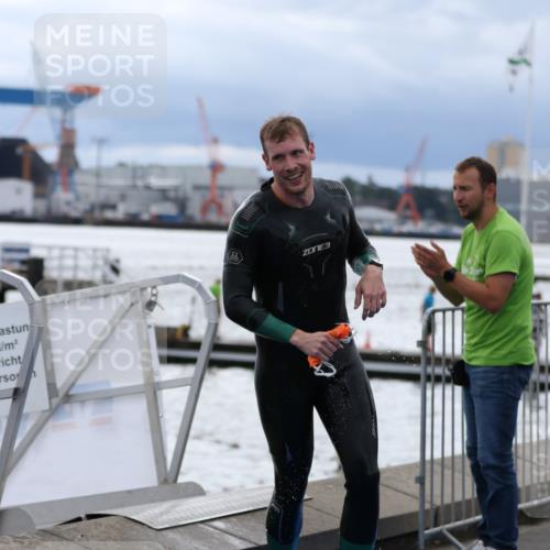 16.08.2026 - KN Förde Triathlon 2026 Antke Förster http://msf.ph/oto/9998011 16.08.2026 12:44:04 Schwimmen 552, 553, 532, 548, 553, 558, 575 meine-sportfotos.de
