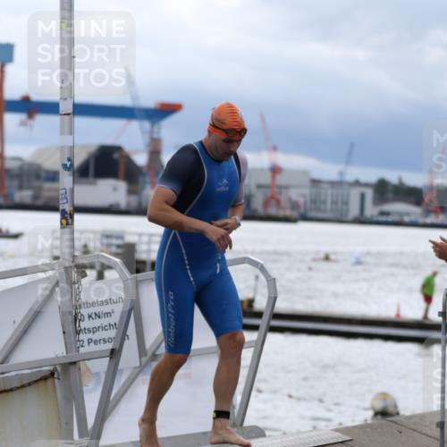 16.08.2026 - KN Förde Triathlon 2026 Antke Förster http://msf.ph/oto/9998018 16.08.2026 12:44:19 Schwimmen 532, 553, 575, 541, 544, 546, 548, 556, 558, 598 meine-sportfotos.de
