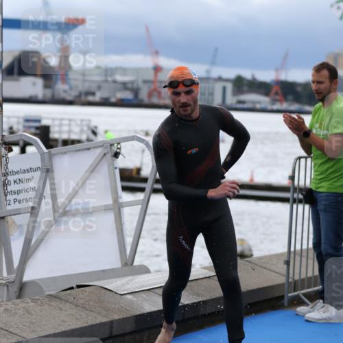 16.08.2026 - KN Förde Triathlon 2026 Antke Förster http://msf.ph/oto/9998051 16.08.2026 12:44:55 Schwimmen 541, 544, 546, 549, 556, 588, 598, 550, 559 meine-sportfotos.de
