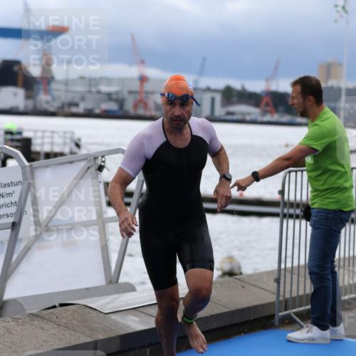 16.08.2026 - KN Förde Triathlon 2026 Antke Förster http://msf.ph/oto/9998056 16.08.2026 12:45:07 Schwimmen 546, 549, 588, 550, 559, 574 meine-sportfotos.de