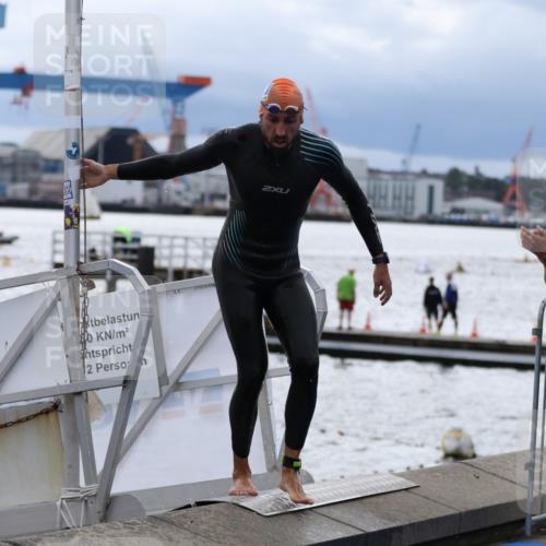16.08.2026 - KN Förde Triathlon 2026 Antke Förster http://msf.ph/oto/9998063 16.08.2026 12:45:27 Schwimmen 550, 559, 574, 515, 545, 562, 574, 580, 587 meine-sportfotos.de