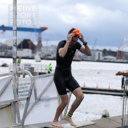 16.08.2026 - KN Förde Triathlon 2026 Antke Förster http://msf.ph/oto/9998087 16.08.2026 12:45:55 Schwimmen 515, 545, 557, 561, 562, 580, 587, 517, 535, 555, 557, 569, 571, 701 meine-sportfotos.de