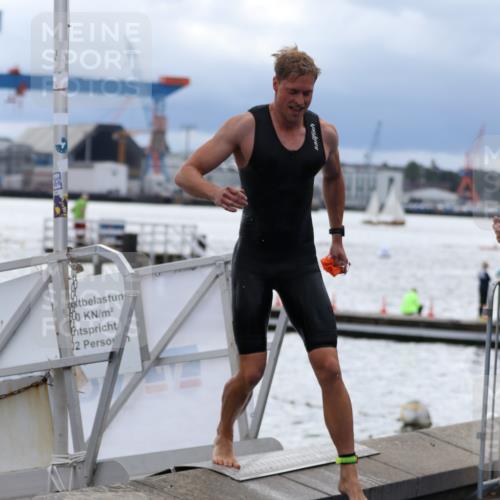 16.08.2026 - KN Förde Triathlon 2026 Antke Förster http://msf.ph/oto/9998108 16.08.2026 12:46:30 Schwimmen 517, 535, 555, 569, 571, 701, 566, 591, 703, 710 meine-sportfotos.de