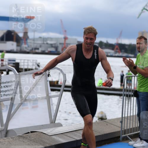 16.08.2026 - KN Förde Triathlon 2026 Antke Förster http://msf.ph/oto/9998109 16.08.2026 12:46:30 Schwimmen 517, 535, 555, 569, 571, 701, 566, 591, 703, 710 meine-sportfotos.de