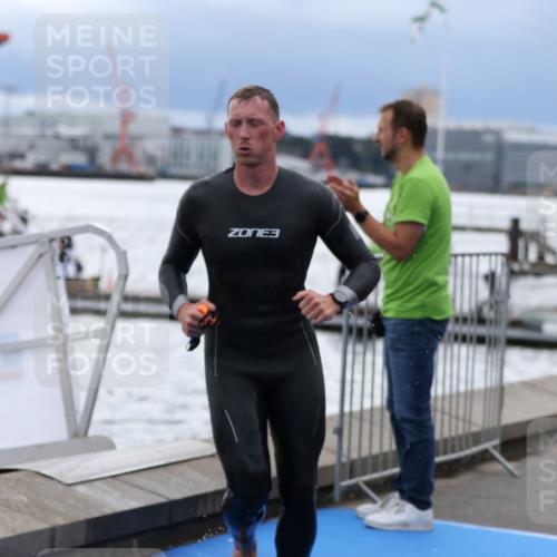 16.08.2026 - KN Förde Triathlon 2026 Antke Förster http://msf.ph/oto/9998116 16.08.2026 12:46:50 Schwimmen 566, 703, 710, 585, 591, 708 meine-sportfotos.de