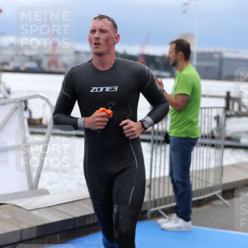 16.08.2026 - KN Förde Triathlon 2026 Antke Förster http://msf.ph/oto/9998118 16.08.2026 12:46:50 Schwimmen 566, 703, 710, 585, 591, 708 meine-sportfotos.de