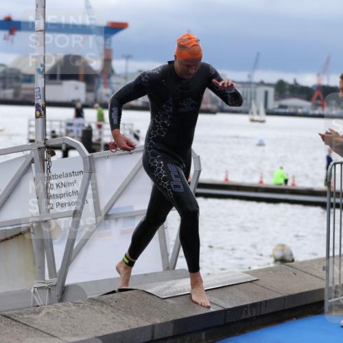16.08.2026 - KN Förde Triathlon 2026 Antke Förster http://msf.ph/oto/9998131 16.08.2026 12:47:22 Schwimmen 585, 708, 565, 567, 573, 579, 583, 702, 705, 707, 712 meine-sportfotos.de