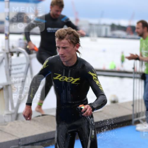 16.08.2026 - KN Förde Triathlon 2026 Antke Förster http://msf.ph/oto/9998144 16.08.2026 12:47:32 Schwimmen 567, 579, 705, 565, 572, 573, 583, 702, 707, 712 meine-sportfotos.de