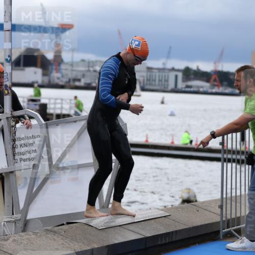 16.08.2026 - KN Förde Triathlon 2026 Antke Förster http://msf.ph/oto/9998148 16.08.2026 12:47:45 Schwimmen 567, 573, 579, 583, 705, 712, 565, 568, 572, 702, 707, 733 meine-sportfotos.de