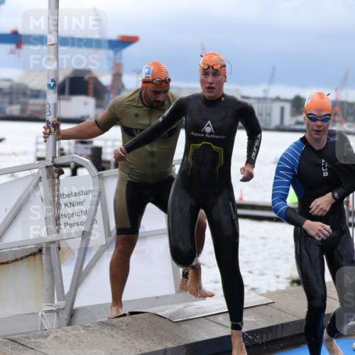 16.08.2026 - KN Förde Triathlon 2026 Antke Förster http://msf.ph/oto/9998150 16.08.2026 12:47:46 Schwimmen 565, 567, 573, 579, 583, 705, 707, 712, 565, 568, 572, 702, 707, 733 meine-sportfotos.de