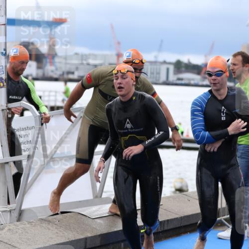 16.08.2026 - KN Förde Triathlon 2026 Antke Förster http://msf.ph/oto/9998151 16.08.2026 12:47:46 Schwimmen 565, 567, 573, 579, 583, 705, 707, 712, 565, 568, 572, 702, 707, 733 meine-sportfotos.de