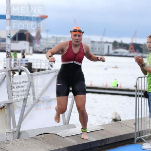 16.08.2026 - KN Förde Triathlon 2026 Antke Förster http://msf.ph/oto/9998188 16.08.2026 12:49:04 Schwimmen 196, 584, 612, 576, 719 meine-sportfotos.de