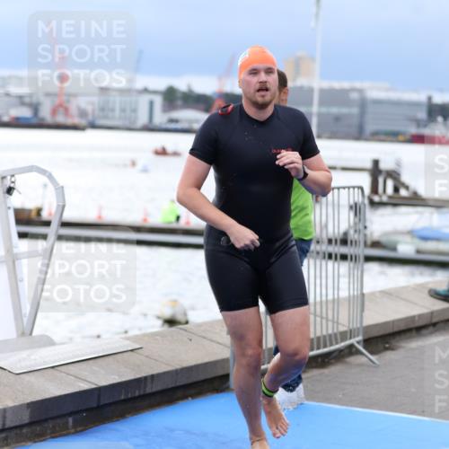 16.08.2026 - KN Förde Triathlon 2026 Antke Förster http://msf.ph/oto/9998193 16.08.2026 12:49:25 Schwimmen 576, 719, 578, 592, 597, 720 meine-sportfotos.de