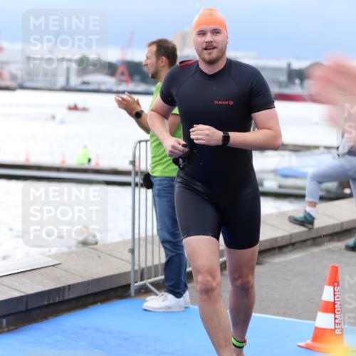 16.08.2026 - KN Förde Triathlon 2026 Antke Förster http://msf.ph/oto/9998194 16.08.2026 12:49:25 Schwimmen 576, 719, 578, 592, 597, 720 meine-sportfotos.de