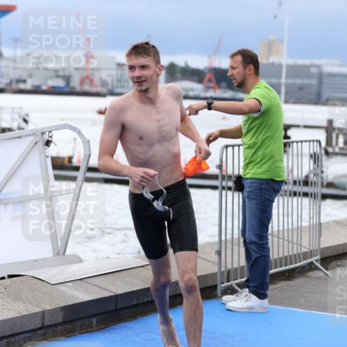 16.08.2026 - KN Förde Triathlon 2026 Antke Förster http://msf.ph/oto/9998203 16.08.2026 12:49:42 Schwimmen 576, 578, 592, 597, 578, 589, 595, 709, 711, 720 meine-sportfotos.de
