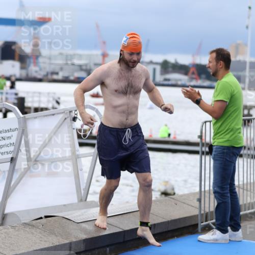 16.08.2026 - KN Förde Triathlon 2026 Antke Förster http://msf.ph/oto/9998208 16.08.2026 12:49:52 Schwimmen 578, 592, 595, 597, 720, 589, 595, 601, 605, 611, 709, 711, 740 meine-sportfotos.de