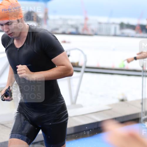 16.08.2026 - KN Förde Triathlon 2026 Antke Förster http://msf.ph/oto/9998222 16.08.2026 12:50:11 Schwimmen 589, 595, 601, 709, 711, 602, 605, 611, 704, 721, 740 meine-sportfotos.de