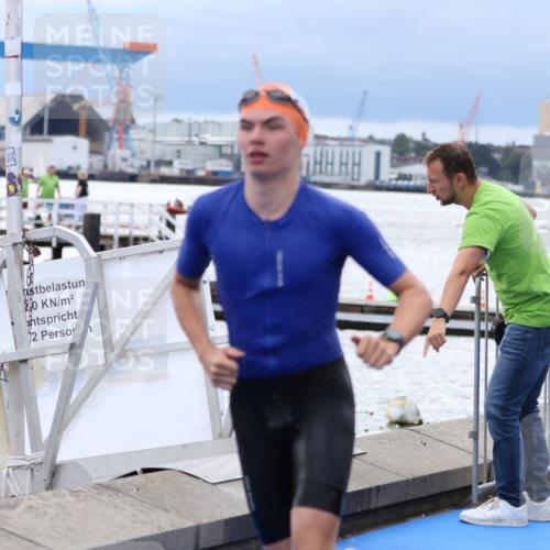 16.08.2026 - KN Förde Triathlon 2026 Antke Förster http://msf.ph/oto/9998229 16.08.2026 12:50:16 Schwimmen 589, 595, 601, 605, 611, 709, 711, 602, 603, 611, 704, 721, 727, 740 meine-sportfotos.de