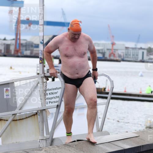 16.08.2026 - KN Förde Triathlon 2026 Antke Förster http://msf.ph/oto/9998233 16.08.2026 12:50:20 Schwimmen 589, 601, 605, 611, 711, 721, 740, 602, 603, 704, 706, 714, 727 meine-sportfotos.de