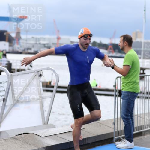 16.08.2026 - KN Förde Triathlon 2026 Antke Förster http://msf.ph/oto/9998242 16.08.2026 12:50:28 Schwimmen 601, 602, 605, 611, 704, 721, 740, 596, 599, 602, 603, 607, 706, 714, 727 meine-sportfotos.de