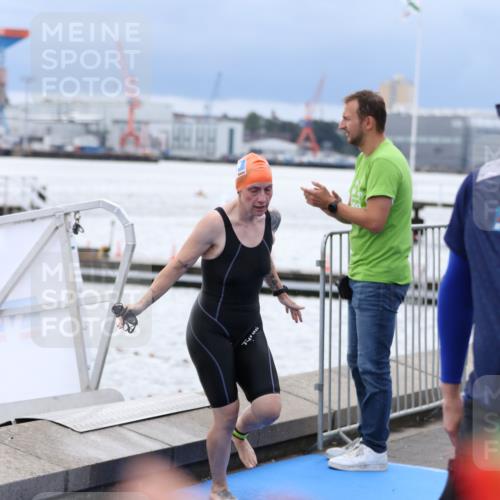 16.08.2026 - KN Förde Triathlon 2026 Antke Förster http://msf.ph/oto/9998266 16.08.2026 12:50:57 Schwimmen 596, 599, 603, 607, 706, 714, 718, 727, 713, 715, 723, 724, 725, 729 meine-sportfotos.de