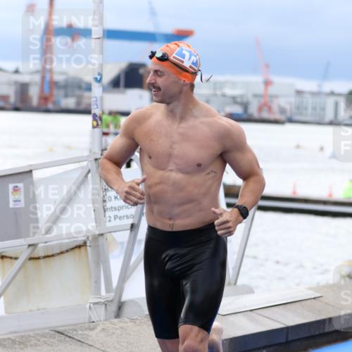 16.08.2026 - KN Förde Triathlon 2026 Antke Förster http://msf.ph/oto/9998271 16.08.2026 12:51:04 Schwimmen 596, 599, 607, 706, 713, 714, 718, 727, 715, 723, 724, 725, 729 meine-sportfotos.de