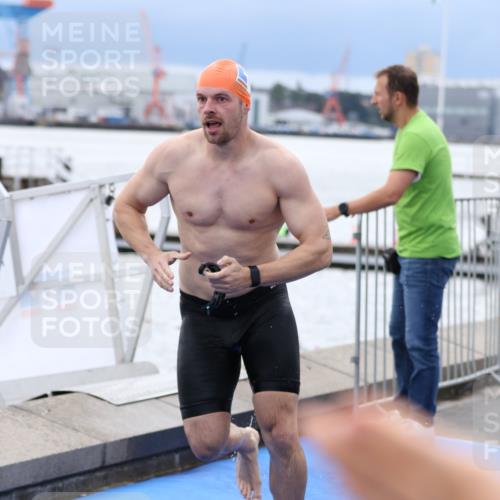 16.08.2026 - KN Förde Triathlon 2026 Antke Förster http://msf.ph/oto/9998276 16.08.2026 12:51:13 Schwimmen 599, 607, 713, 718, 723, 724, 715, 723, 725, 729 meine-sportfotos.de